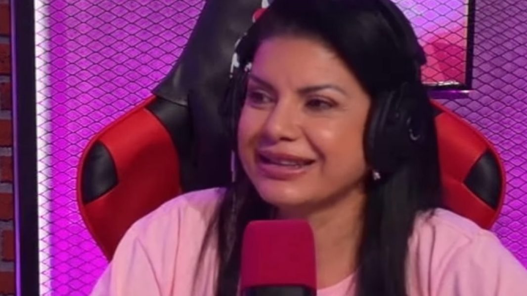 lorenaazucastfstream